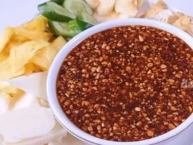 Bumbu Rujak Buah Rahasia Rasa Segar, Pedas, dan Manis yang Tak Pernah Gagal