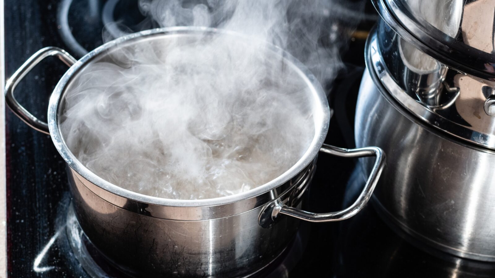 Menguap Adalah Perubahan Wujud dari Apa? Penjelasan Lengkap dan Contohnya