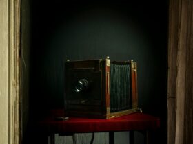 Siapa yang Menemukan Kamera? Sejarah Penemuan dan Perkembangan Teknologi Fotografi