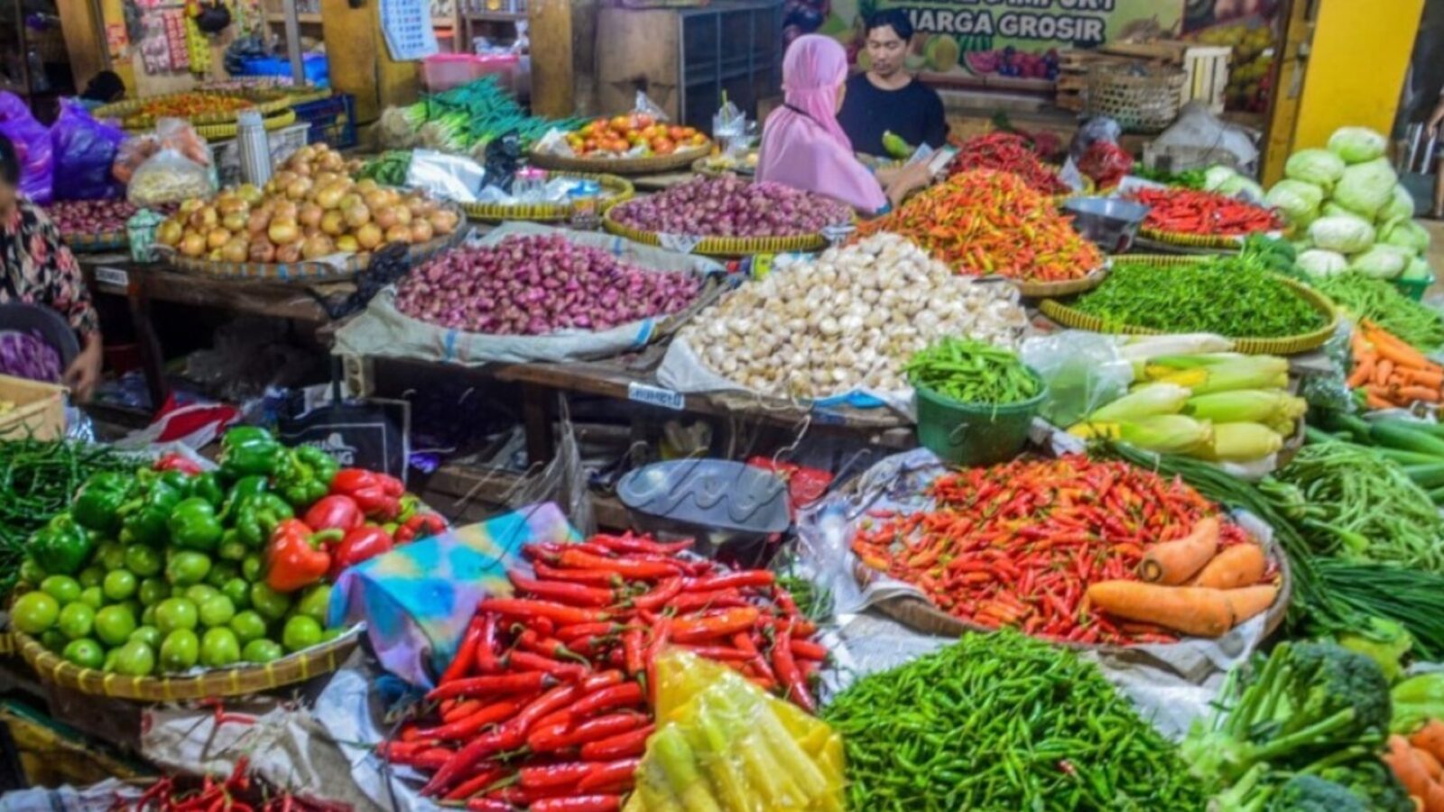 Harga Sembako Hari Ini di Indonesia Update Terbaru, Faktor Penyebab, dan Tips Hemat Belanja