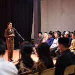 Contoh Pidato Bahasa Sunda yang Baik dan Benar untuk Berbagai Acara